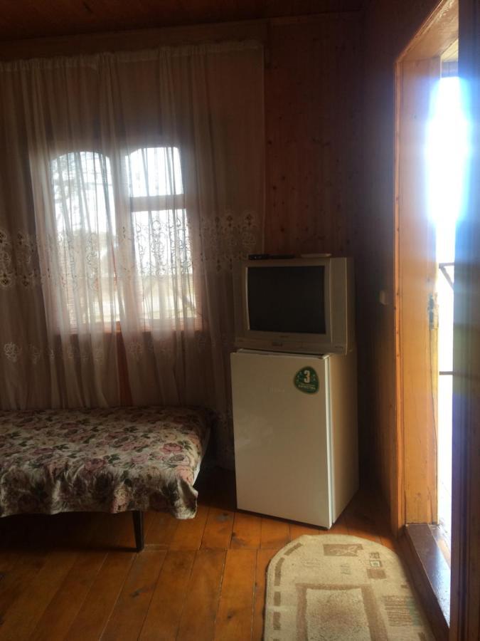 Гостевой Дом "Сария" Hotel Alakhadze Exterior foto